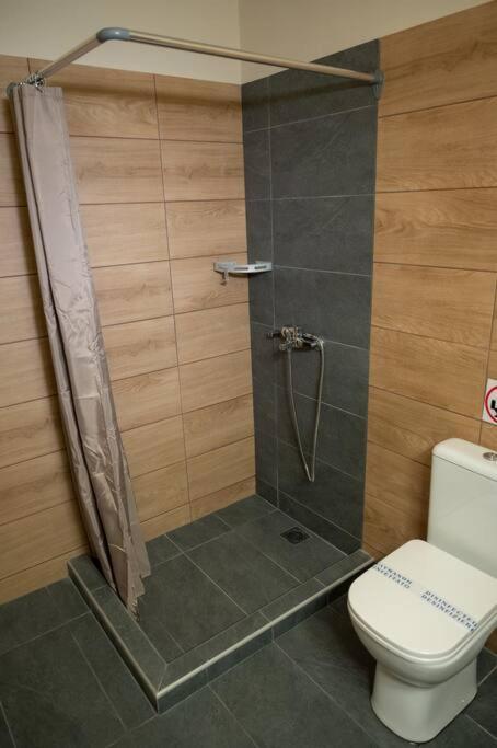 Anesis Airport Rooms 204 Koropíon Eksteriør bilde